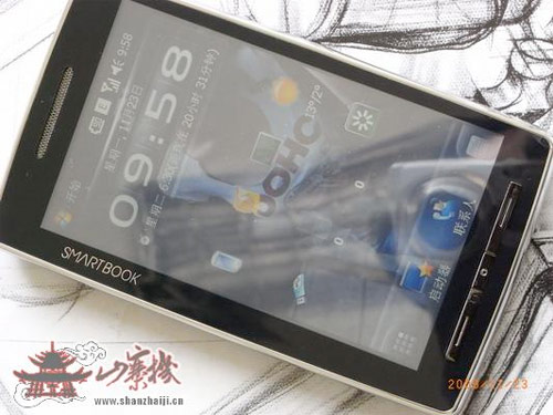 QiGi U1000 - 5-дюймовый (MID) смартбук (18 фото)