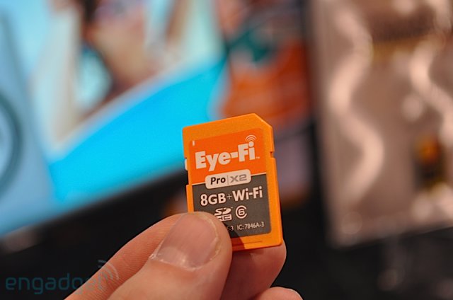 Eye-Fi X2 - карта памяти с поддержкой Wi-Fi 802.11n