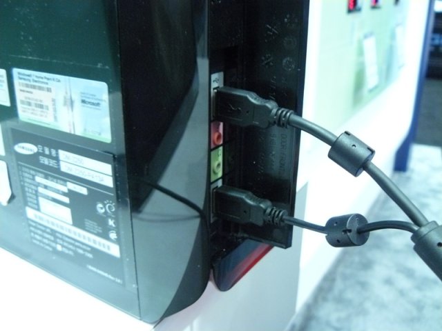 18.5-дюймовые USB мониторы без дополнительного блока питания (2 
фото)