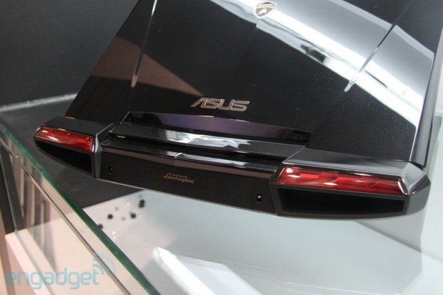 Красивые ноутбуки Asus Lamborghini VX6 и VX7 (11 фото)