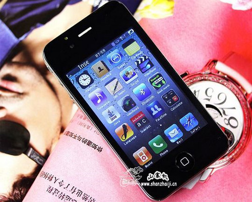 Air Phone No.4 - очередной китайский клон iPhone 4 (3 фото)