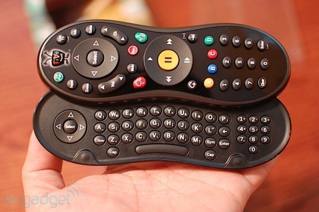 TiVo Slide Remote - Пульт ДУ с QWERTY клавиатурой (8 фото)