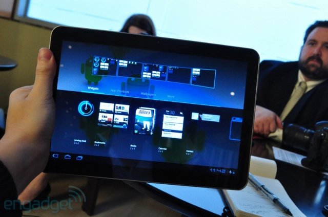 Официальный анонс Samsung Galaxy Tab 10.1 (12 фото + видео)