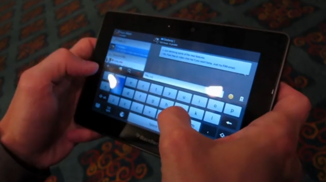 BlackBerry Messenger на PlayBook (видео)