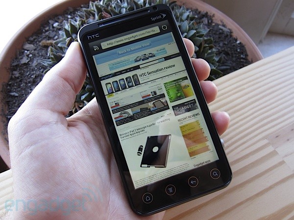 HTC EVO 3D - анонс смартфона для Европы (10 фото)