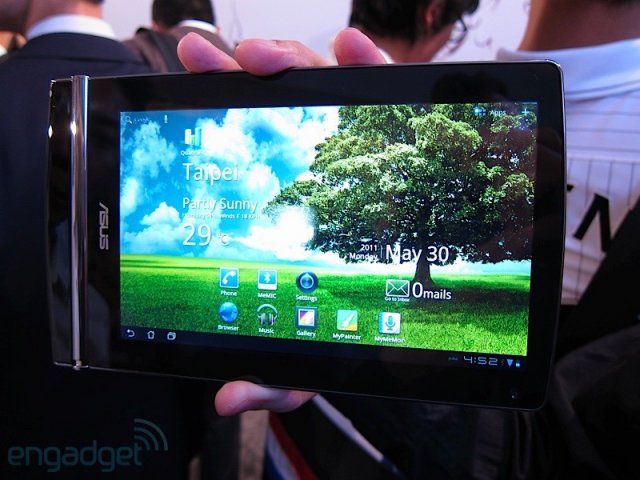 ASUS Eee Pad MeMO - планшетный ПК с 3D дисплеем (8 фото + видео)