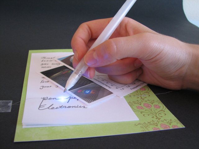 Silver-ink pen - лёгкое создание электрических схем (3 фото)