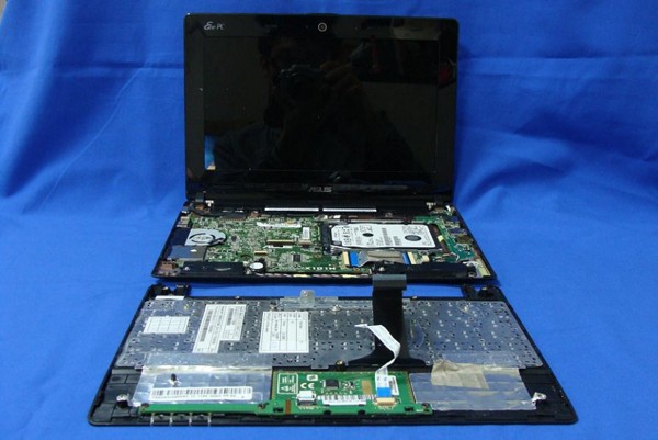 Вскрытие нетбука ASUS Eee PC X101H (20 фото)