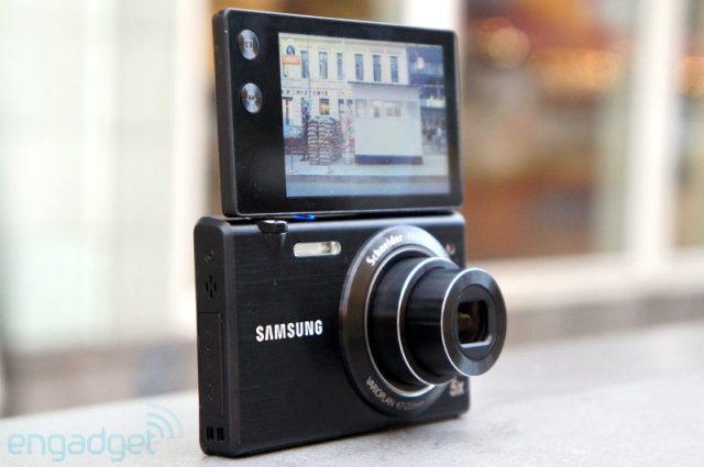 Samsung MV800 – мыльница с откидным экраном (14 фото + видео)