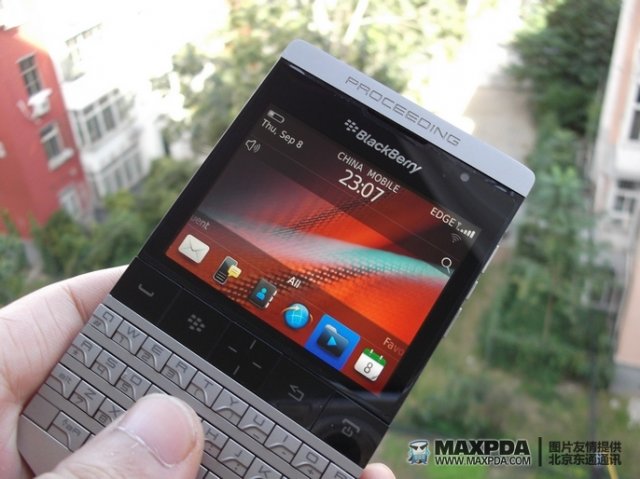 BlackBerry 9980 - стильный смартфон с ограниченным тиражом (45 фото + видео)