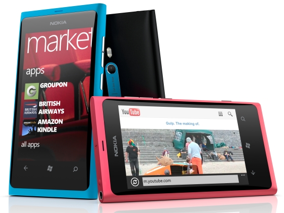 Nokia Lumia 800 и 710 - первые виндафоны от Nokia (7 фото + видео)