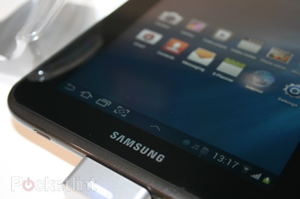 Samsung Galaxy Tab 2 – порция живых фото (22 фото + видео)