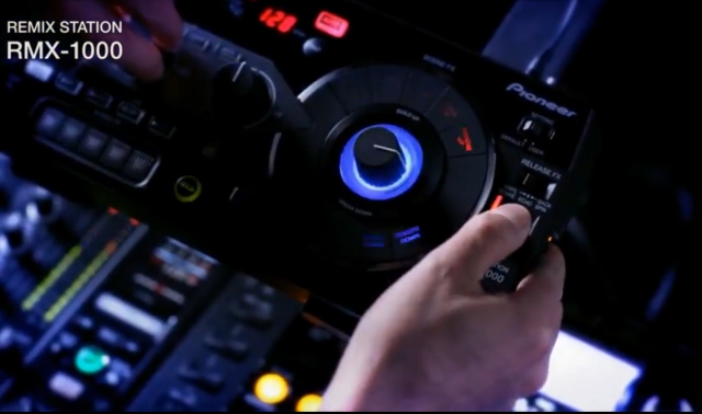 Новый DJ-пульт от Pioneer (видео)