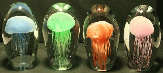 Лампа-медуза (2 фото)