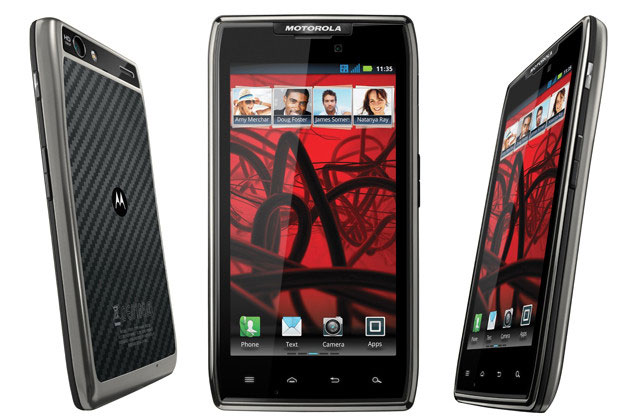 Motorola RAZR Maxx поступает в продажу в Великобритании