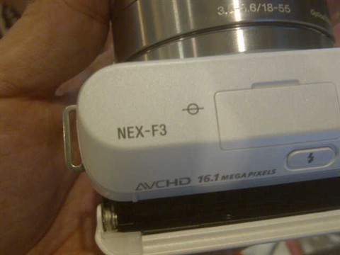 Неанонсированный беззеркальный фотоаппарат Sony NEX-F3
