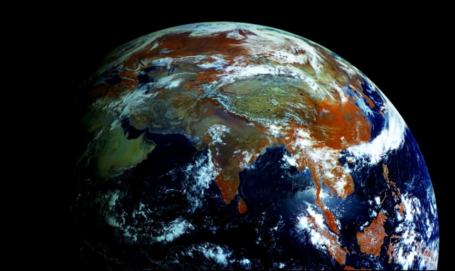 Космические снимки Земли со спутника Электро-Л (видео)