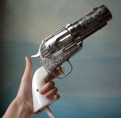 Ретро-фен из пистолета Magnum (4 фото)