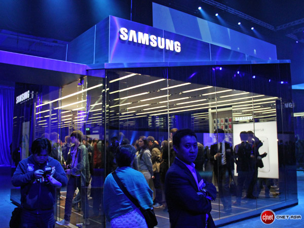 Американцы начали массово скупать смартфоны Samsung