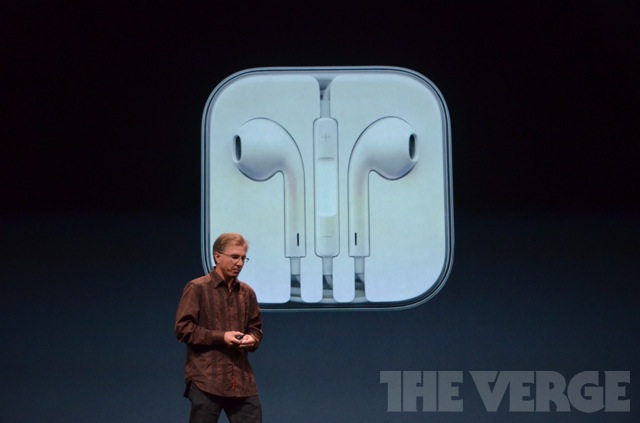 Презентация Apple - новый iPhone 5 и плееры iPod (196 фото)
