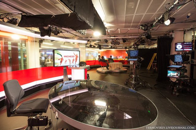 Офис медиакорпорации BBC в Лондоне (16 фото)