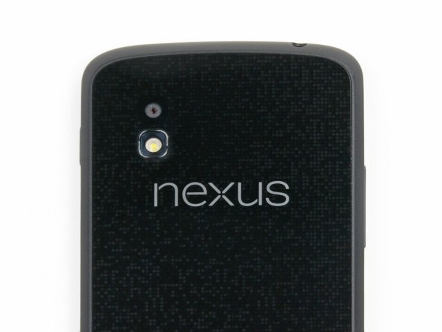 Разбираем смартфон - Google Nexus 4 (38 фото)