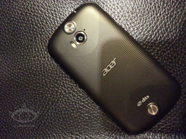 Acer V360 - первые фото неанонсированного смартфона (3 фото)