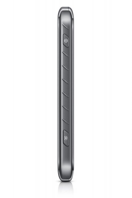 Samsung Galaxy Xcover 2 -  водонепроницаемый смартфон (5 фото)
