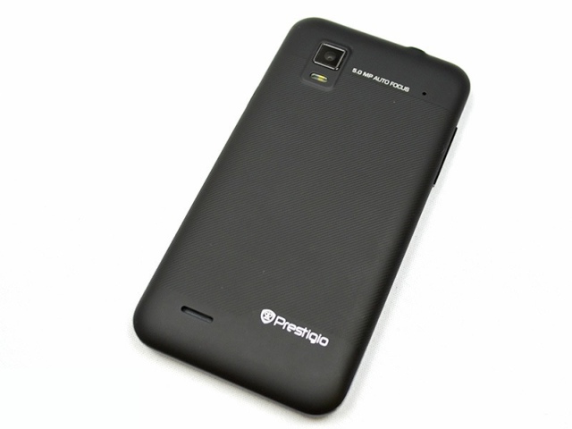 Prestigio MultiPhone 4040 Duo - бюджетный 4-дюймовый гуглофон
