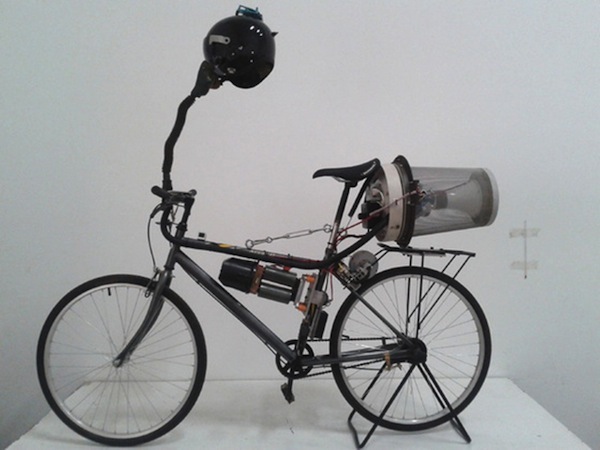 Китайский велосипед для фильтрации воздуха (2 фото + видео)