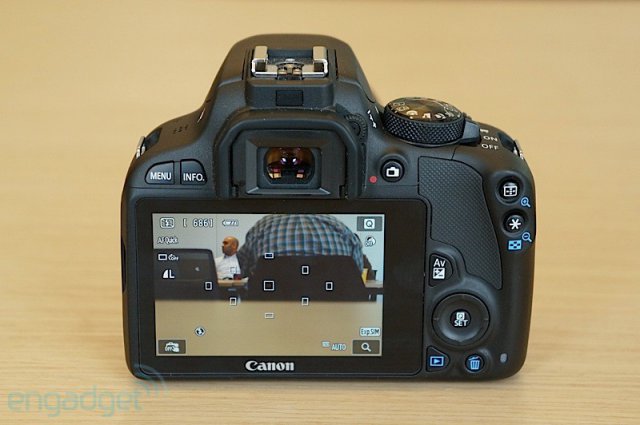 Две новые камеры от Canon (14 фото + видео)