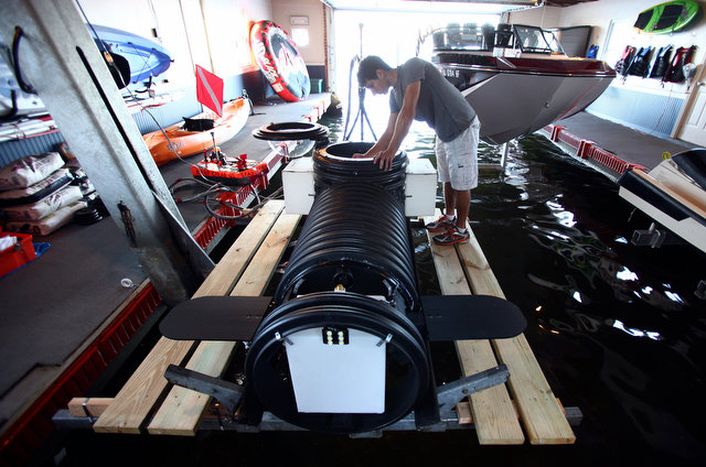 Самодельная подводная лодка (7 фото)