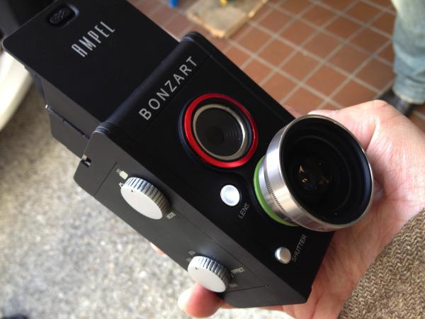 Bonzart Ampel - двухзеркальный цифровой фотоаппарат