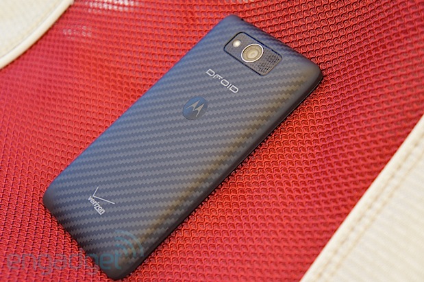 Droid Maxx - топовый смартфон компании Motorola (14 фото)