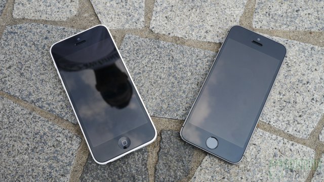 Краш-тест новых iPhone 5S и iPhone 5C 