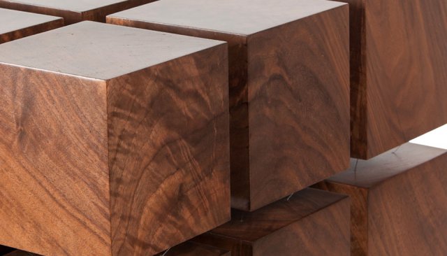 Float Table - стол из левитирующих кубов (5 фото + видео)