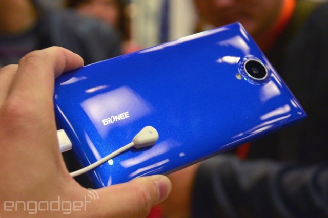 Смартфон с самым мощным процессором Snapdragon (17 фото + видео)