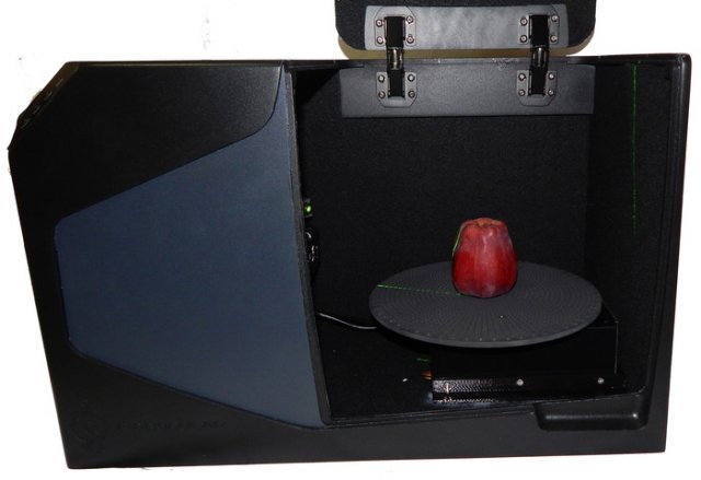 Домашний 3D-сканер высокой чёткости (3 фото + 2 видео)