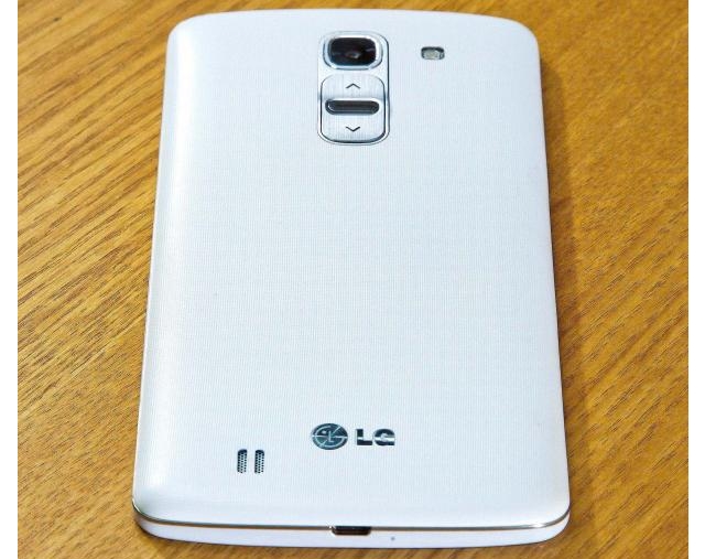 Первые фотографии неанонсированного LG G Pro 2
