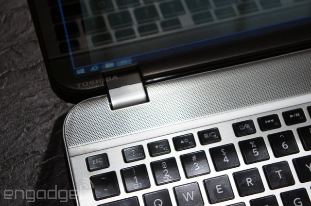Ноутбук с UltraHD-дисплеем (17 фото)