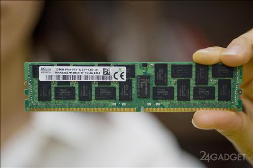 Первый в мире модуль DDR4 объёмом 128 ГБ (2 фото)