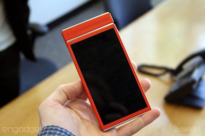Компания Google представила первый прототип модульного смартфона Project Ara (22 фото)