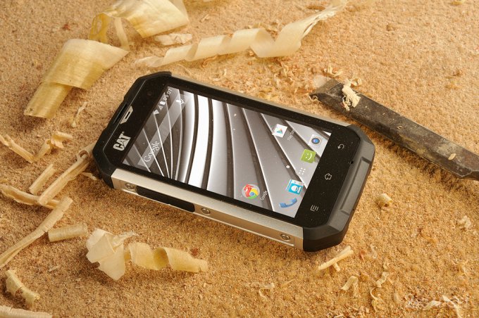 Самый прочный смартфон на базе Android (7 фото)