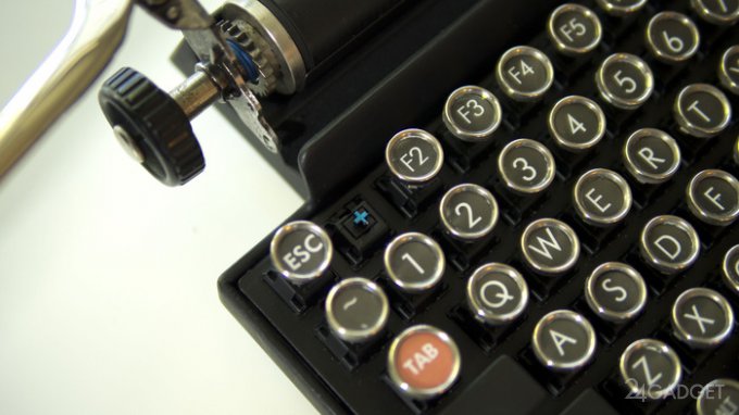 Механическая клавиатура в винтажном стиле (4 фото + видео)