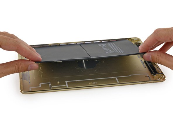 iPad Air 2 почти не поддаётся ремонту (22 фото)