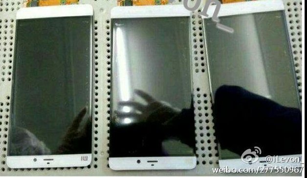 Первые фотографии безрамочного смартфона Xiaomi Mi 5