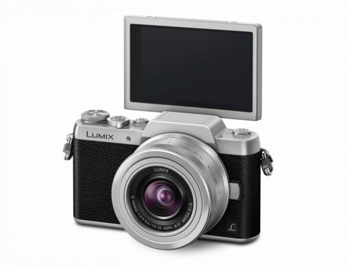 Panasonic Lumix GF7: компактная камера стандарта Микро 4:3 со съёмными объективами (3 фото)