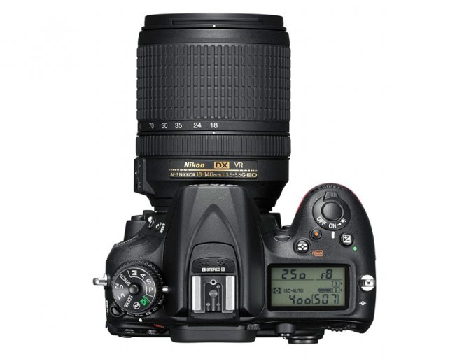 Зеркальная камера Nikon D7200 формата DX с поддержкой NFC (6 фото)