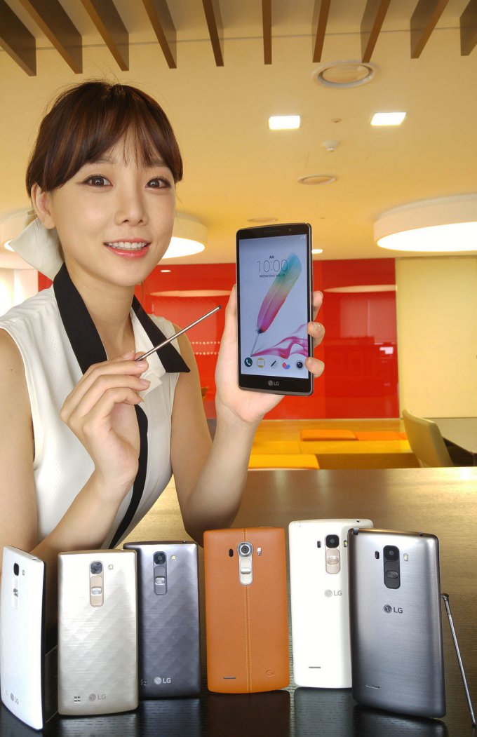 LG анонсировала смартфоны G4c и G4 Stylus (6 фото)