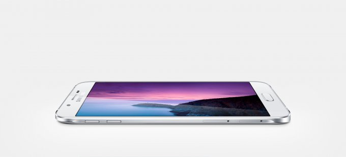 Galaxy A8 — самым тонкий смартфон Samsung (16 фото)